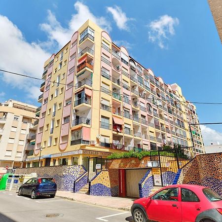 Апартаменты Estudio La Loma Торевьиа Экстерьер фото